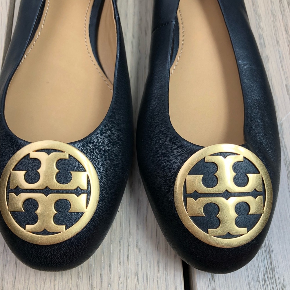 New Tory Burch Benton ballet flats ๐ค (A) - Picture 2 of 6
